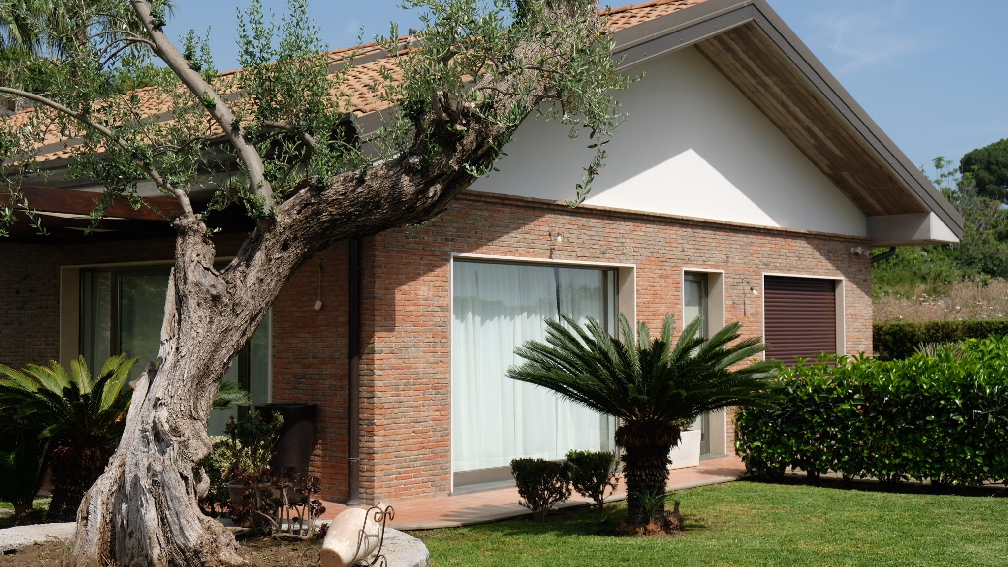 Acciaio Home — Esterni 5