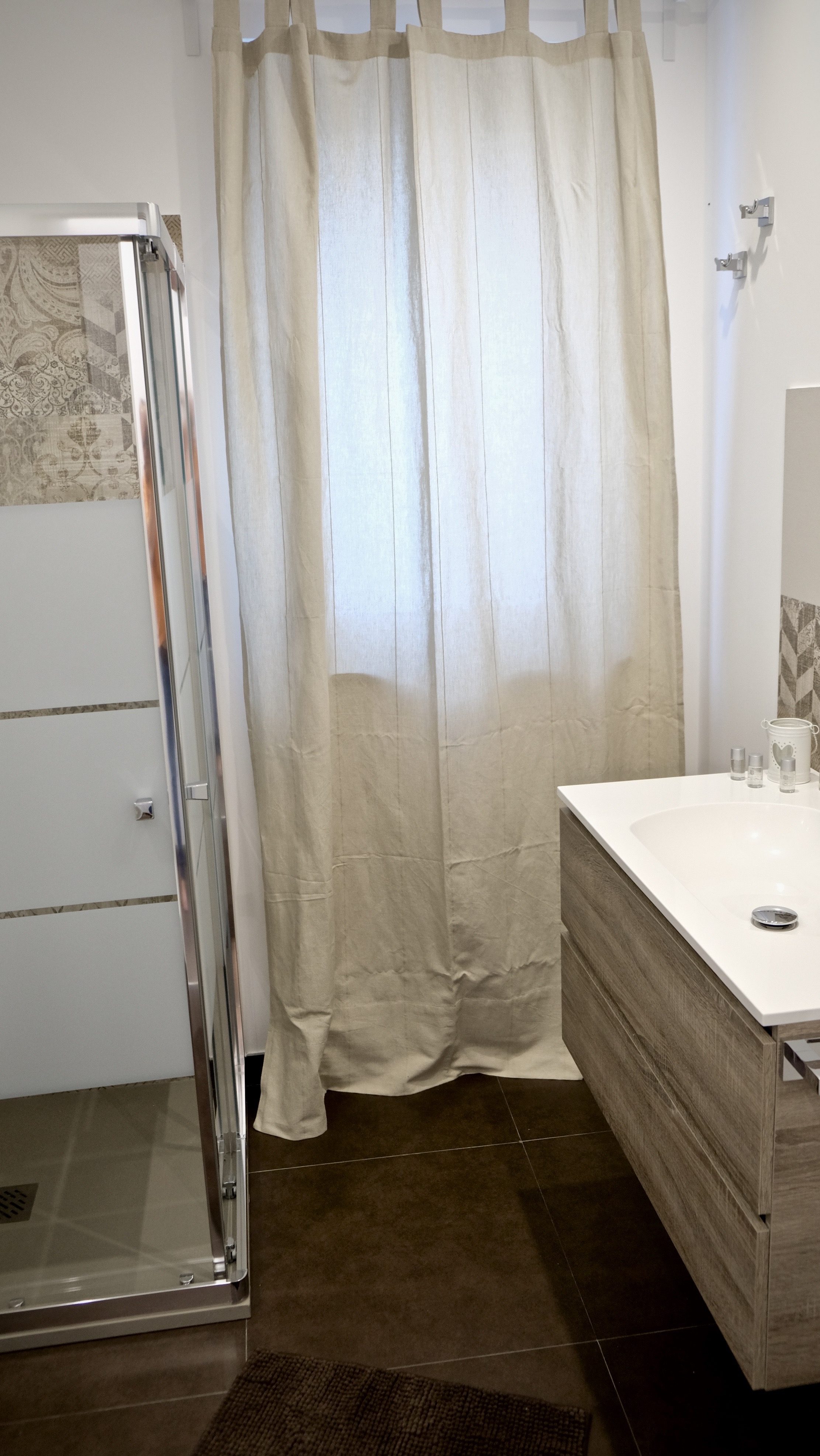 Stone — Bagno 1